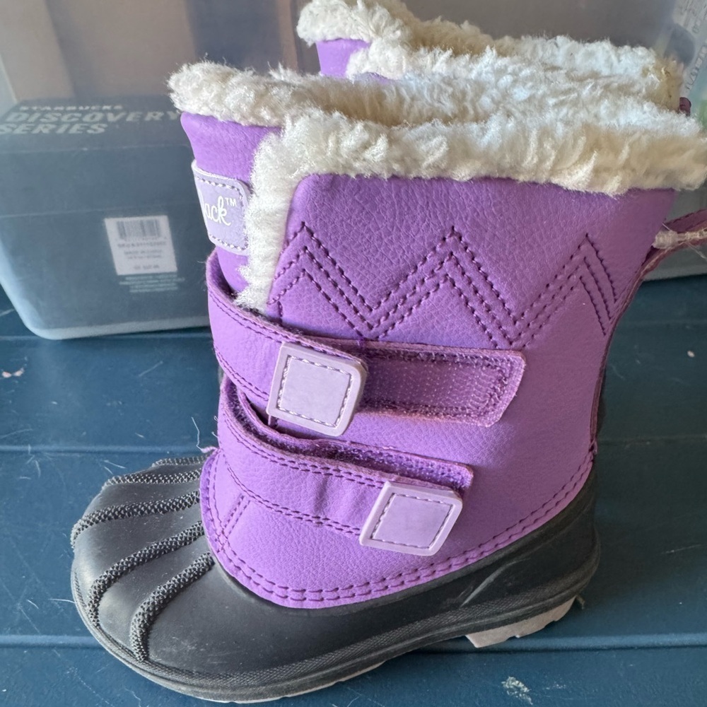 Cat & Jack Purple and Gray Winter snow Boots size 7 little kid - Picture 4 of 4